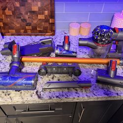 Dyson V8 Aboslute