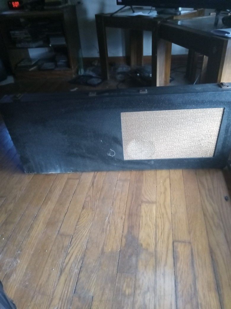 Antique Guitar Amp