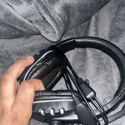 gaming headset