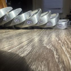 Golf Clubs 