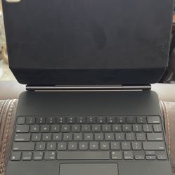 Apple iPad Pro Keyboard