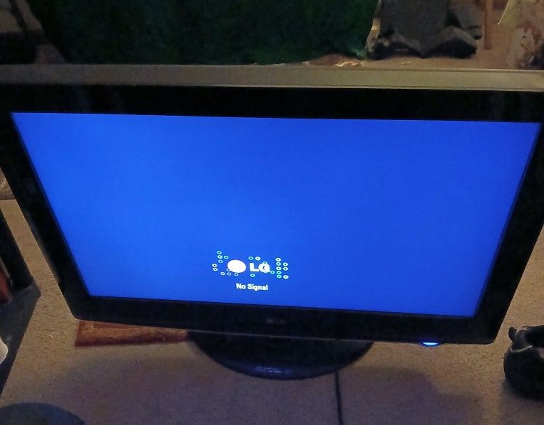 TV 32 INCH Witn Remote