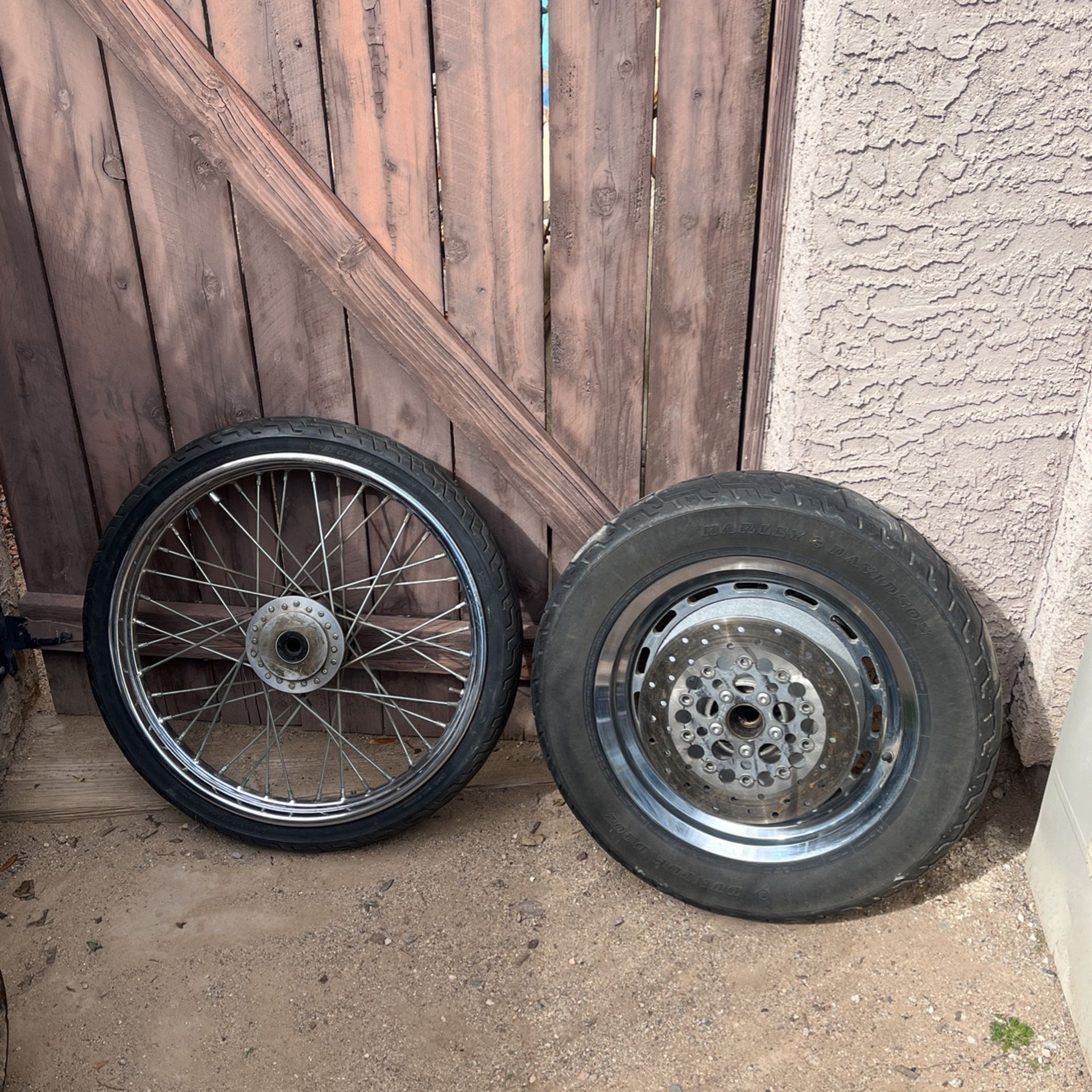 Harley Davidson, Dunlop Tires, And Wheels