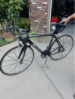 Scott CR1 Carbon Road Bike – Ultegra – Excellent Condition