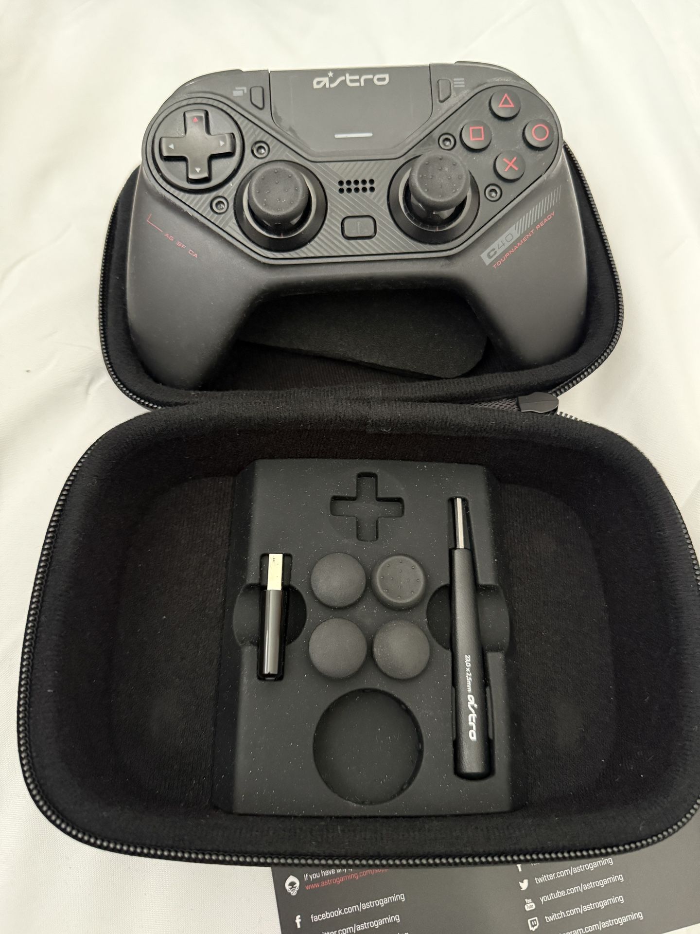 Astro Gaming C40 TR Wireless Gaming Controller for PlayStation 4 - Black