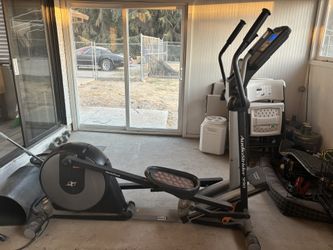 Nordictrack Audio strider 990 Elliptical Machine