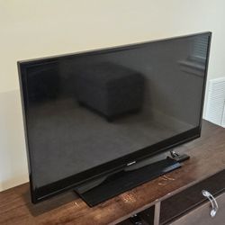 SAMSUNG UN40EH5000 40" Class LED HDTV

