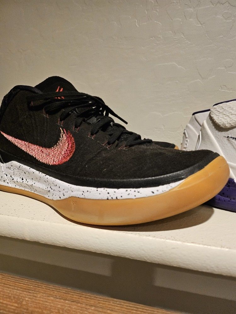 Nike Kobe AD MID