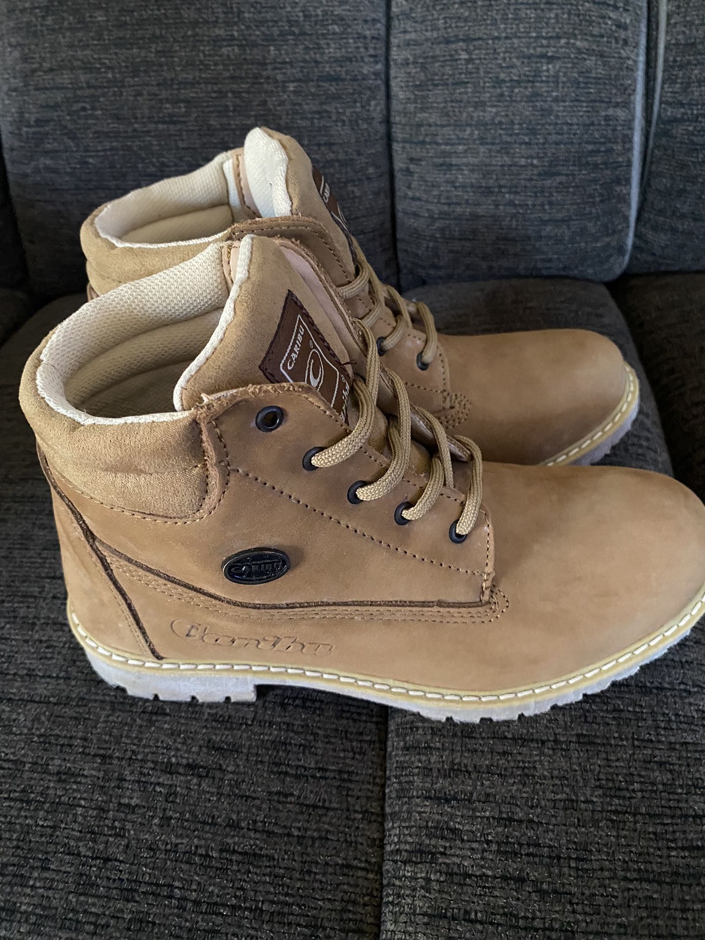 NEW CARIBU WOMEN BOOTS SIZE 7 NEW WITH NO BOX EXCELLENT CONDITION $25