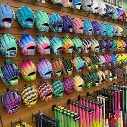 PRO-STOCK BASEBALL GLOVES