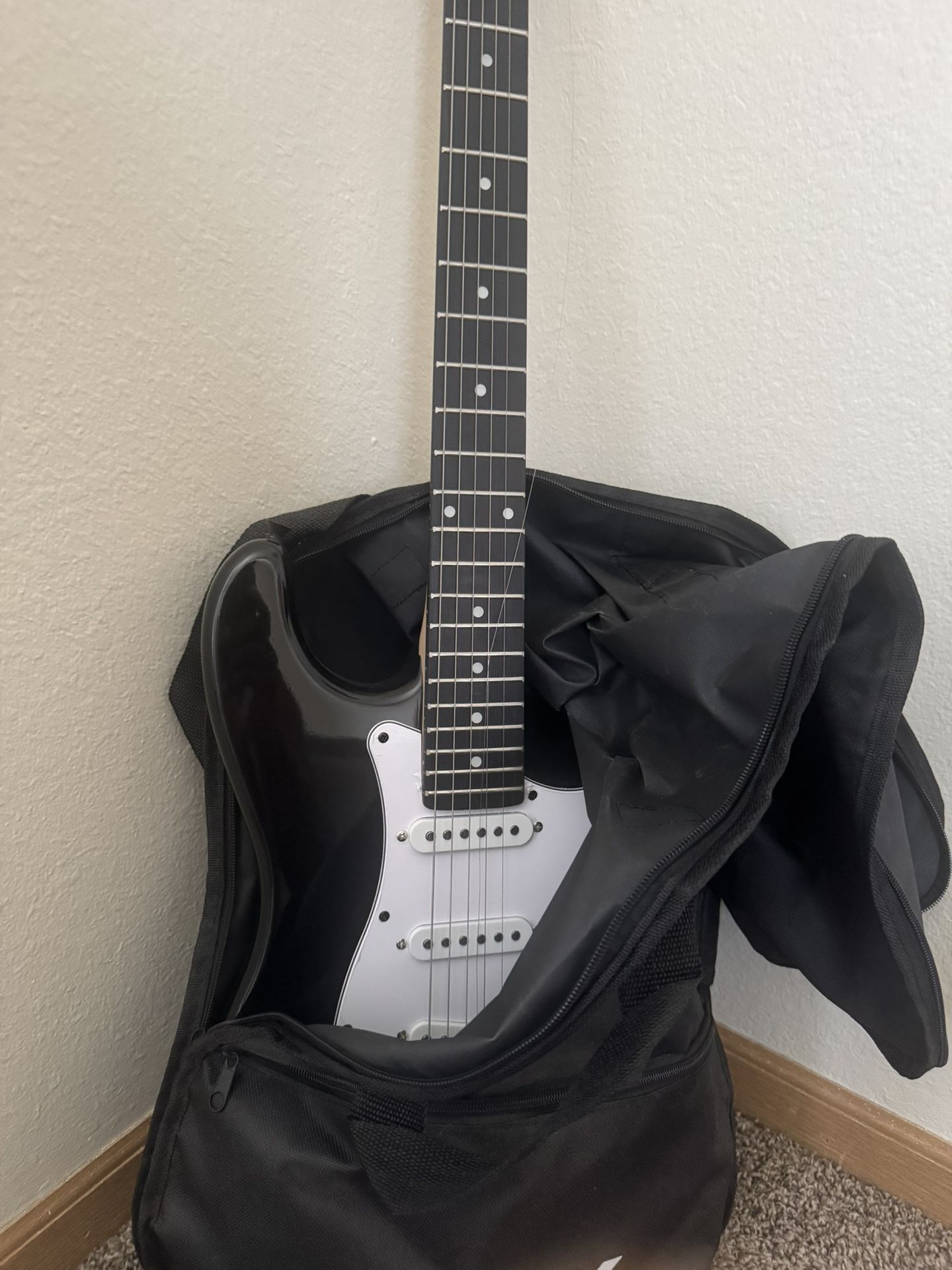Lyx Pro Electric Guitar 