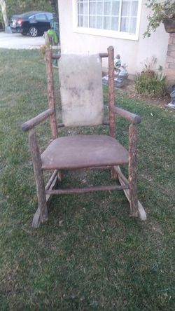 Beutiful Old cahir original 1890 100% wood