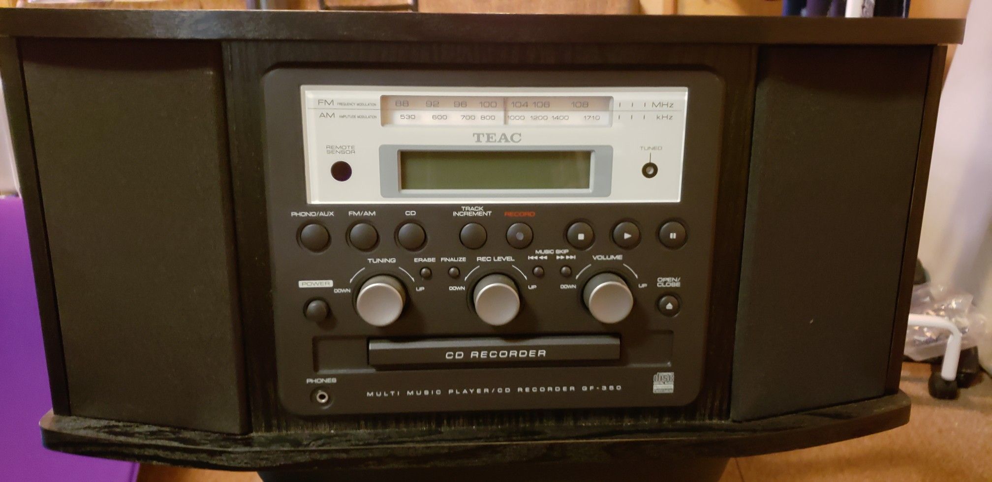 TEAC GF350 MULTIMUSIC PLAYER / CD RECORDER RECORD YOUR ALBUMS TO CD