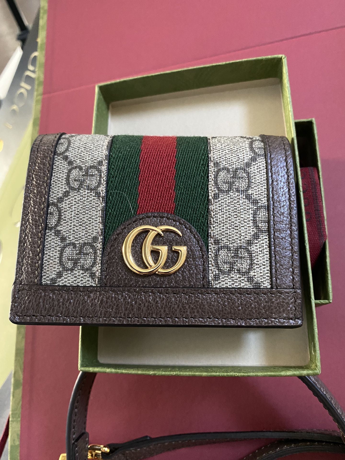 Gucci Wallet (authentic)