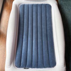 Hiccapop Toddler Blow Up Travel Bed 