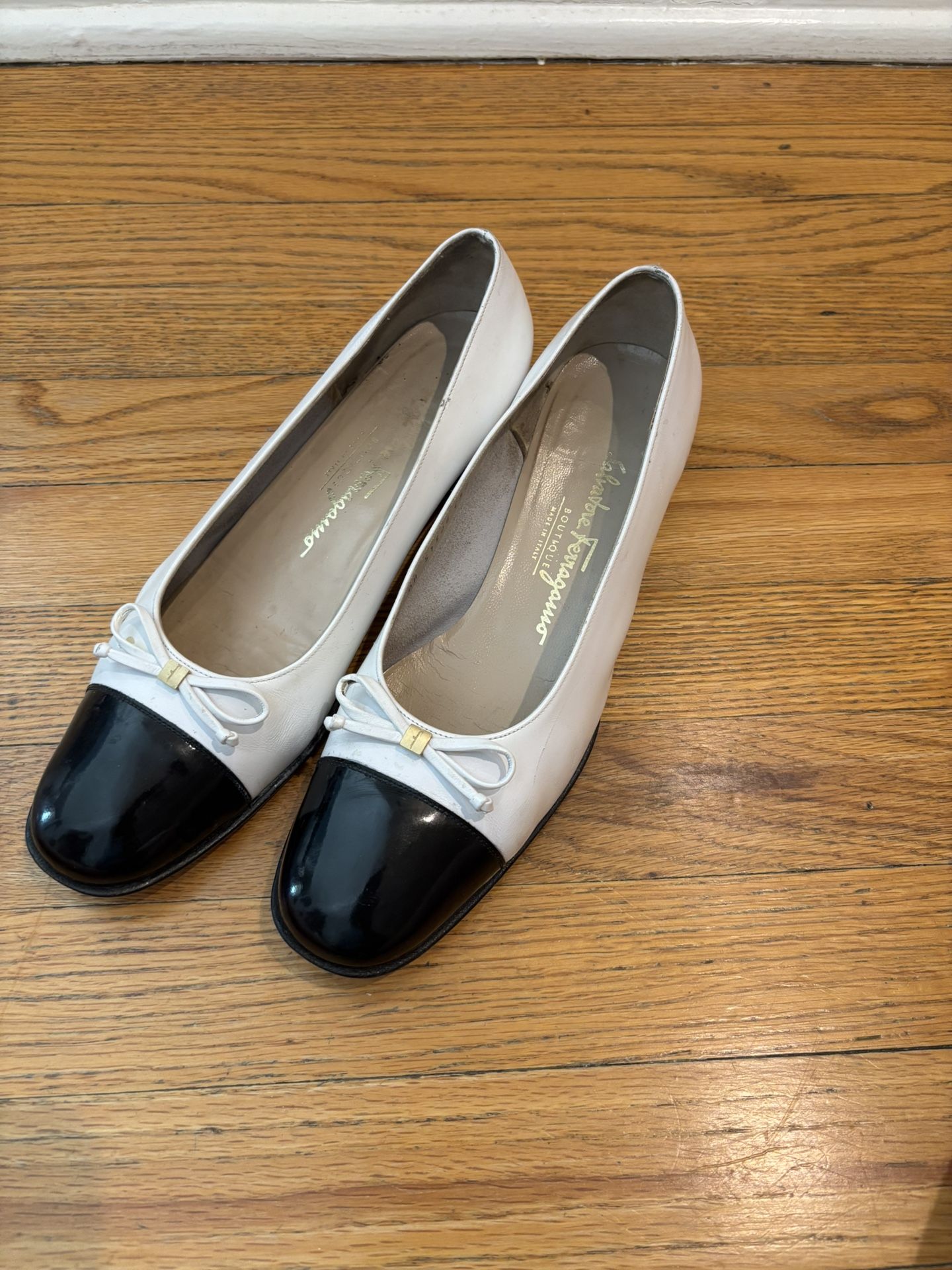 Salvatore Ferragamo black and white womens shoes