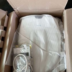 Brondell 1400 Luxury Bidet Seat (Round) White