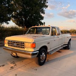 1990 Ford F-350