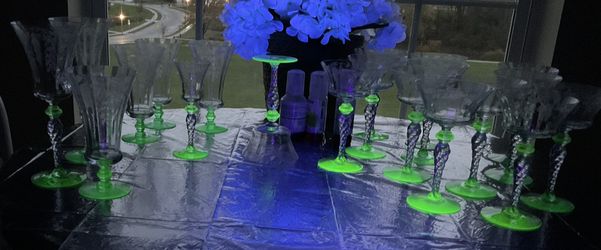 Vintage Tiffin (Phillips) Art Deco Wine Glasses. 19 Twisted Stem, Green Uranium Vaseline Glow, Etched Crystal. Circa 1920s-1940s