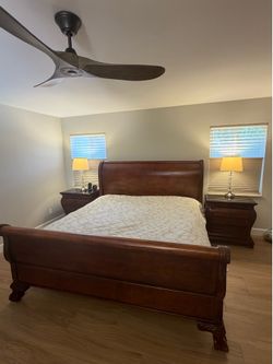 King size wood bedroom set