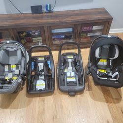 2 Graco Car Seats with 2 Bases