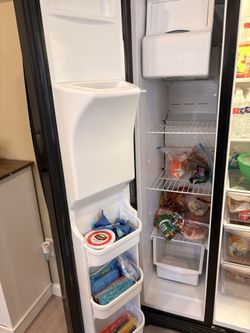 Standard Refrigerator (Frigidaire)