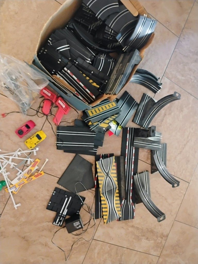 Golden Bright - Mirror Looping Slot Car Set 