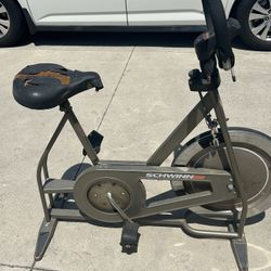 Schwinn DX900