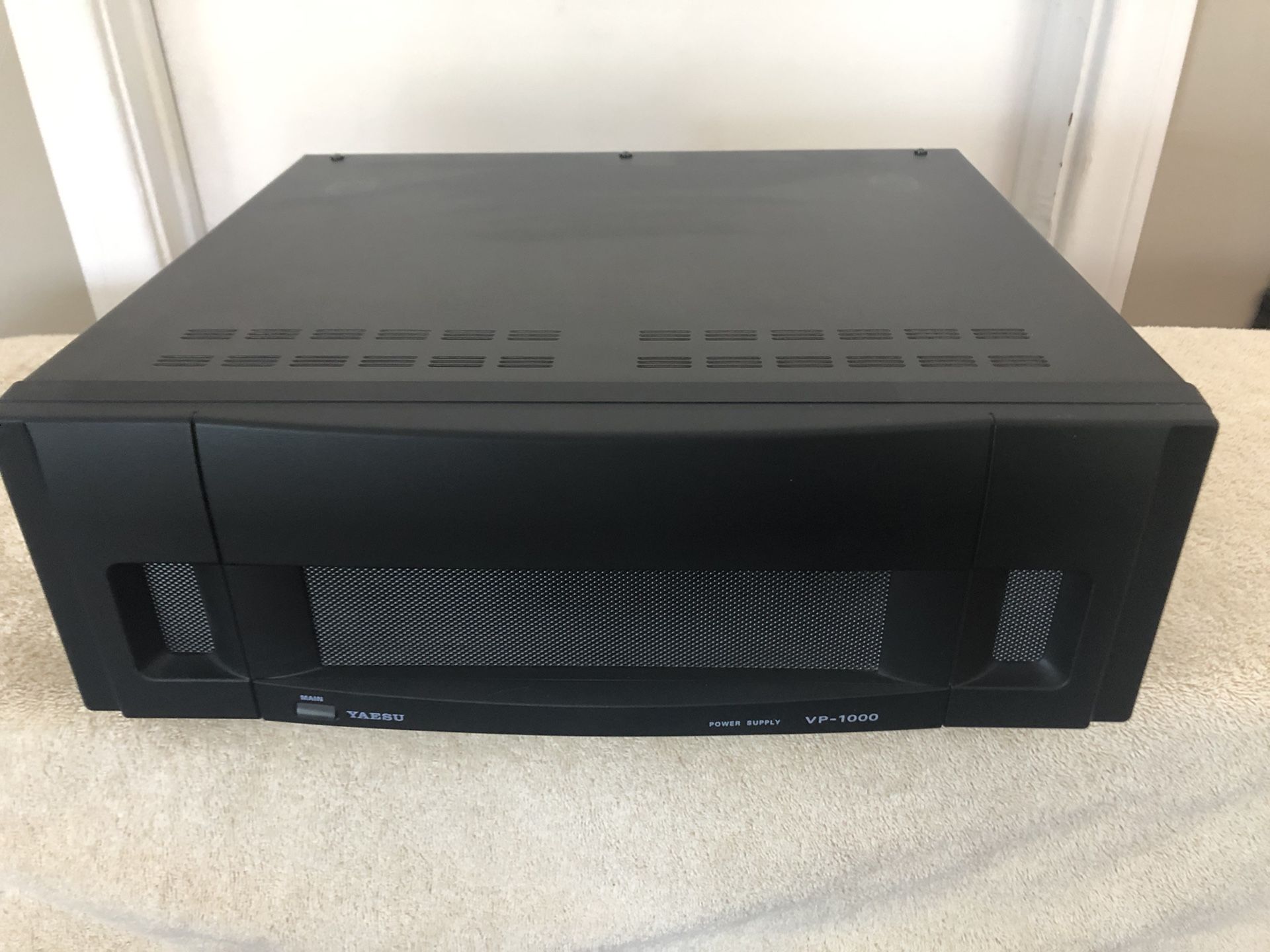 Yaesu Quadra Ham Radio Amplifier- As New Condition