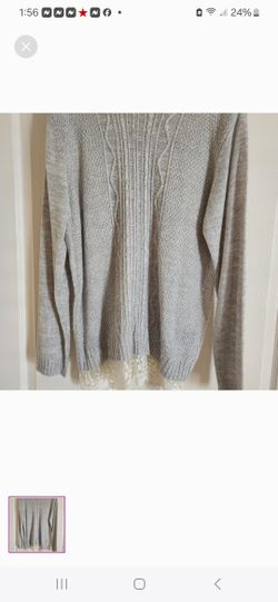 Pull On Sweater In Light Gray With lace On The Hem