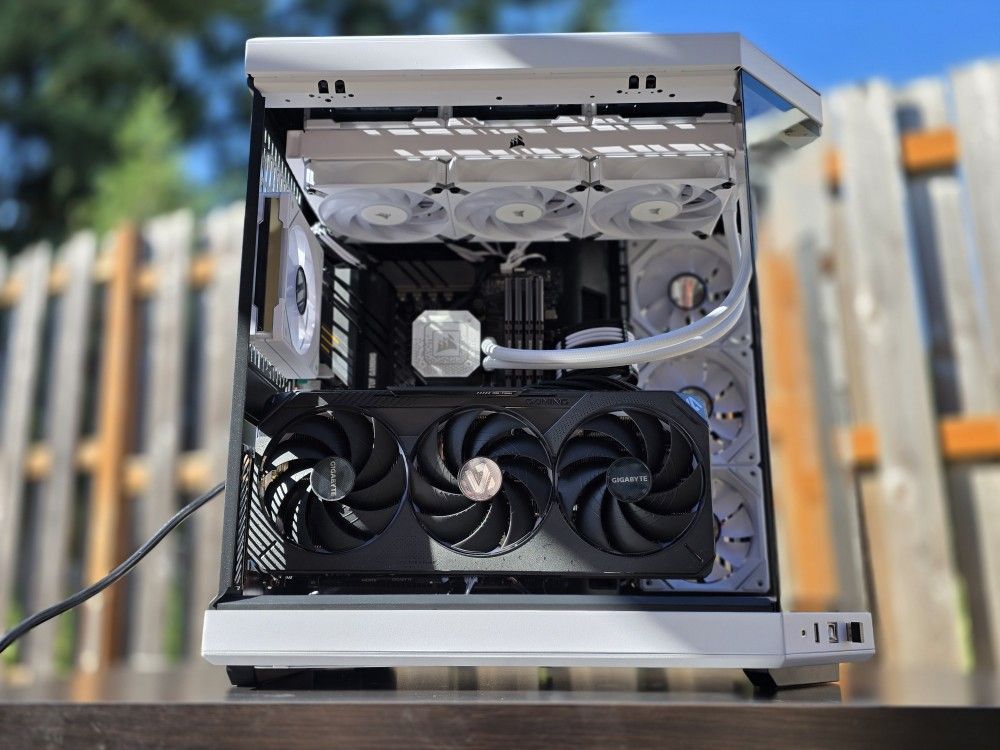 CUSTOM 4K Gaming PC (RTX 5090+X3D)
