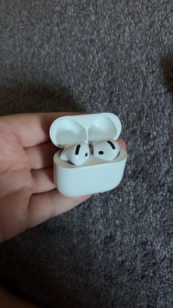 AirPods 4 generation (noise cancelling)