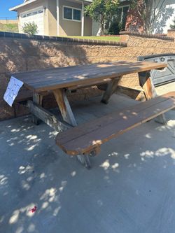 Free picnic table and Desk