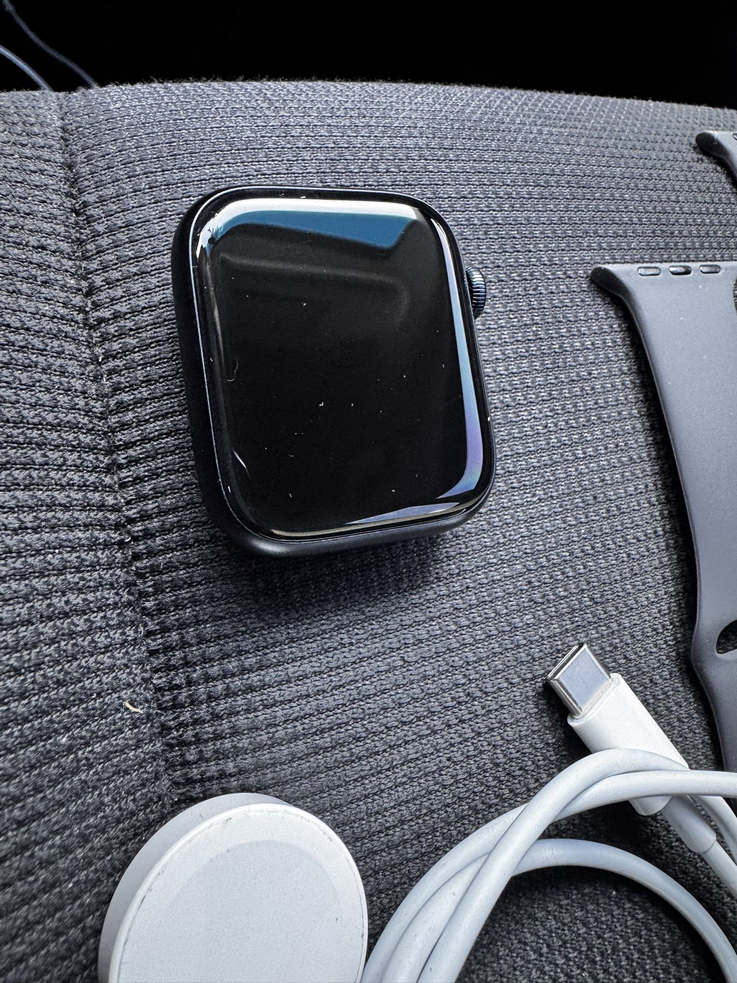 Apple Watch Series 9 (GPS + Cellular 45mm) Midnight Aluminum Case with Midnight Sport Band M/L