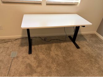 Free standup desk