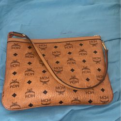 Mcm Travel Bag for Sale in Los Angeles, CA - OfferUp