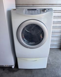 White Maytag Dryer