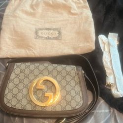 Gucci Blondie Shoulder Bag