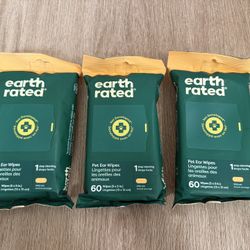 Brand New 3 x Earth Rated Pet Ear Wipes