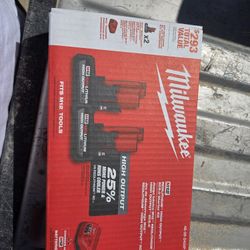 Milwaukee M12 Batterys New