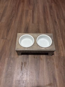 Dog food bowl
