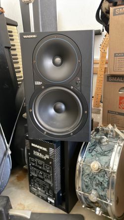 Mackie powered monitors