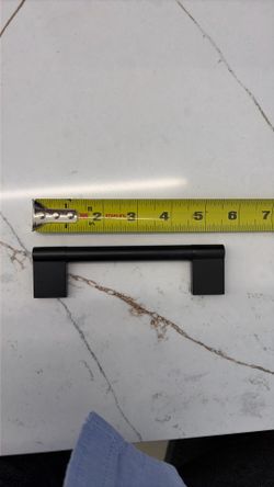 Hardware Handles