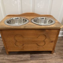 Medium To Large dog feeding station