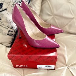 GUESS STILLETO SHOES 👠 6 1/2 Beautiful Color Brand New