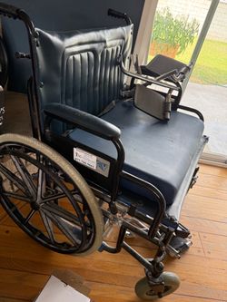 Extra wide wheel chair