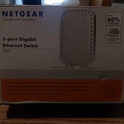 NETGEAR 5 Port Gigabit Ethernet Switch