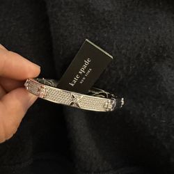 kate spade Heritage Bloom Hinged Bangle