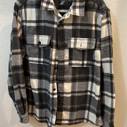 (L) Black And White Jacket