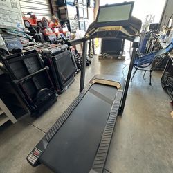 ProForm Pro 9000 Smart Treadmill